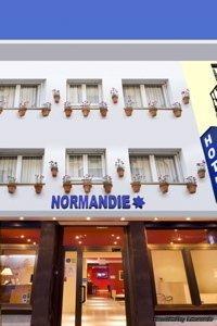 Hotel Central Normandie シッチェス エクステリア 写真