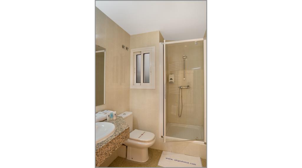 Hotel Central Normandie シッチェス 部屋 写真